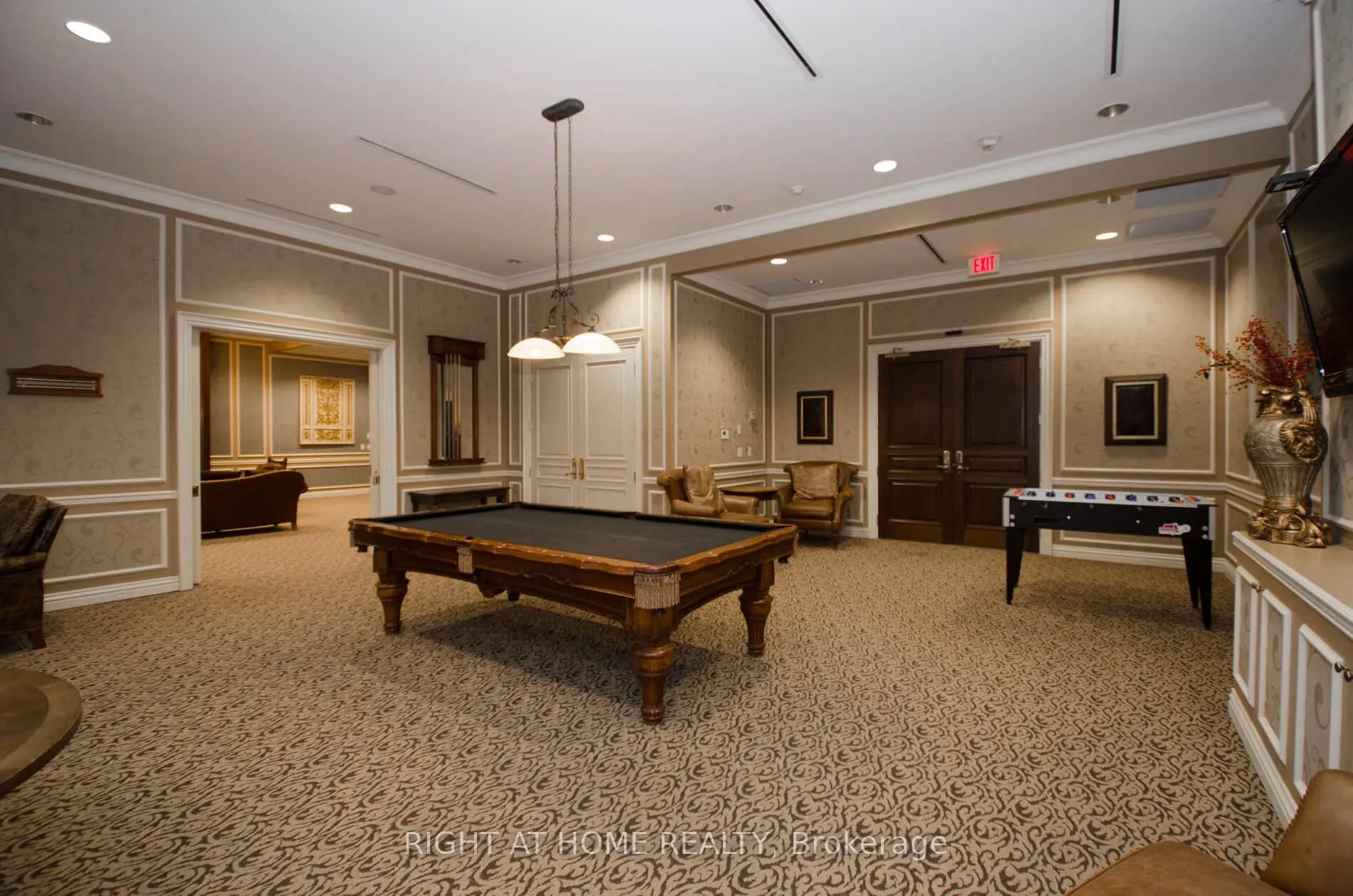 Photo 30 of Unit 1012, 9235 Jane Street, Vaughan, Maple — HOMEH