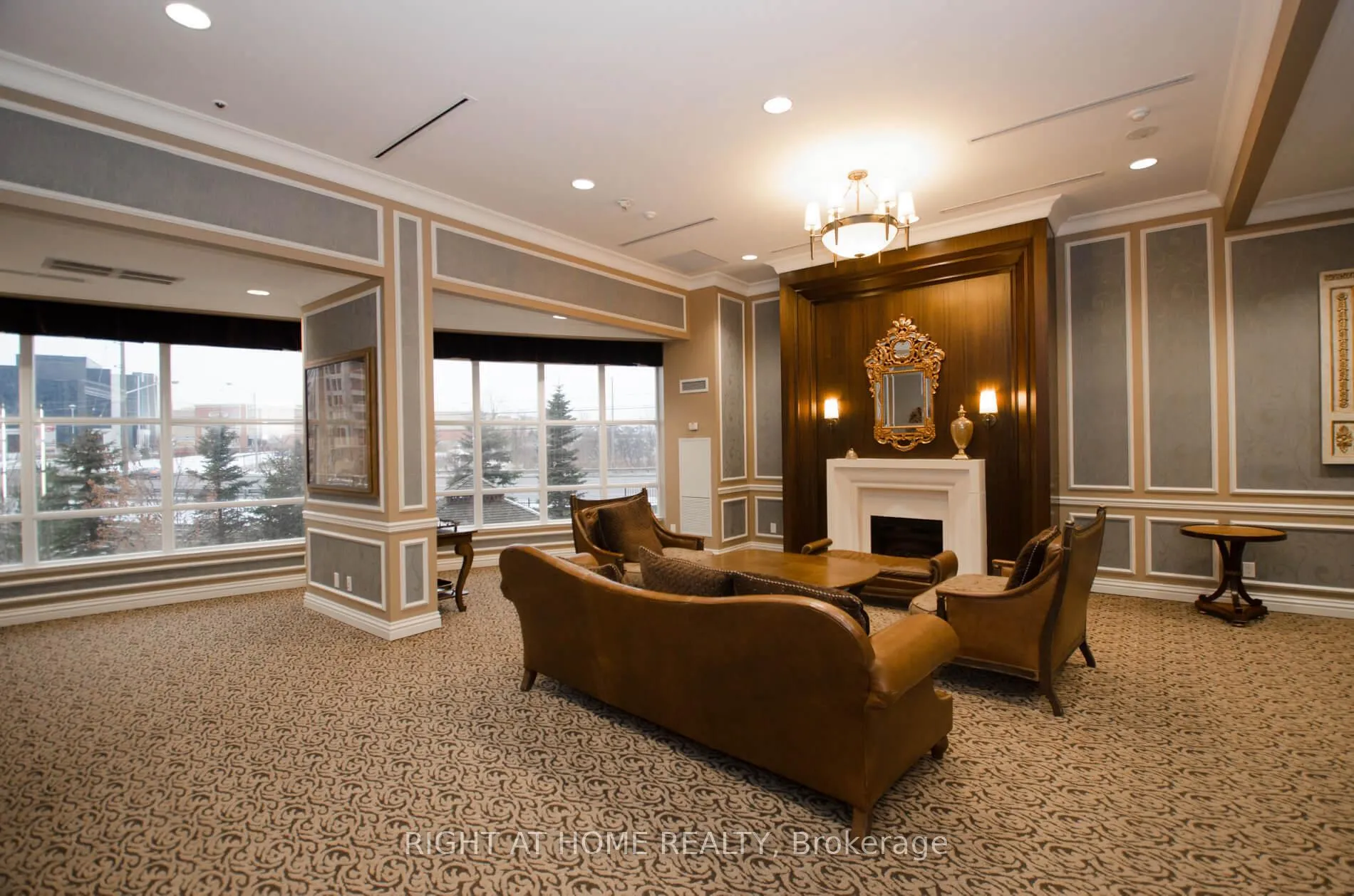 Photo 33 of Unit 1012, 9235 Jane Street, Vaughan, Maple — HOMEH