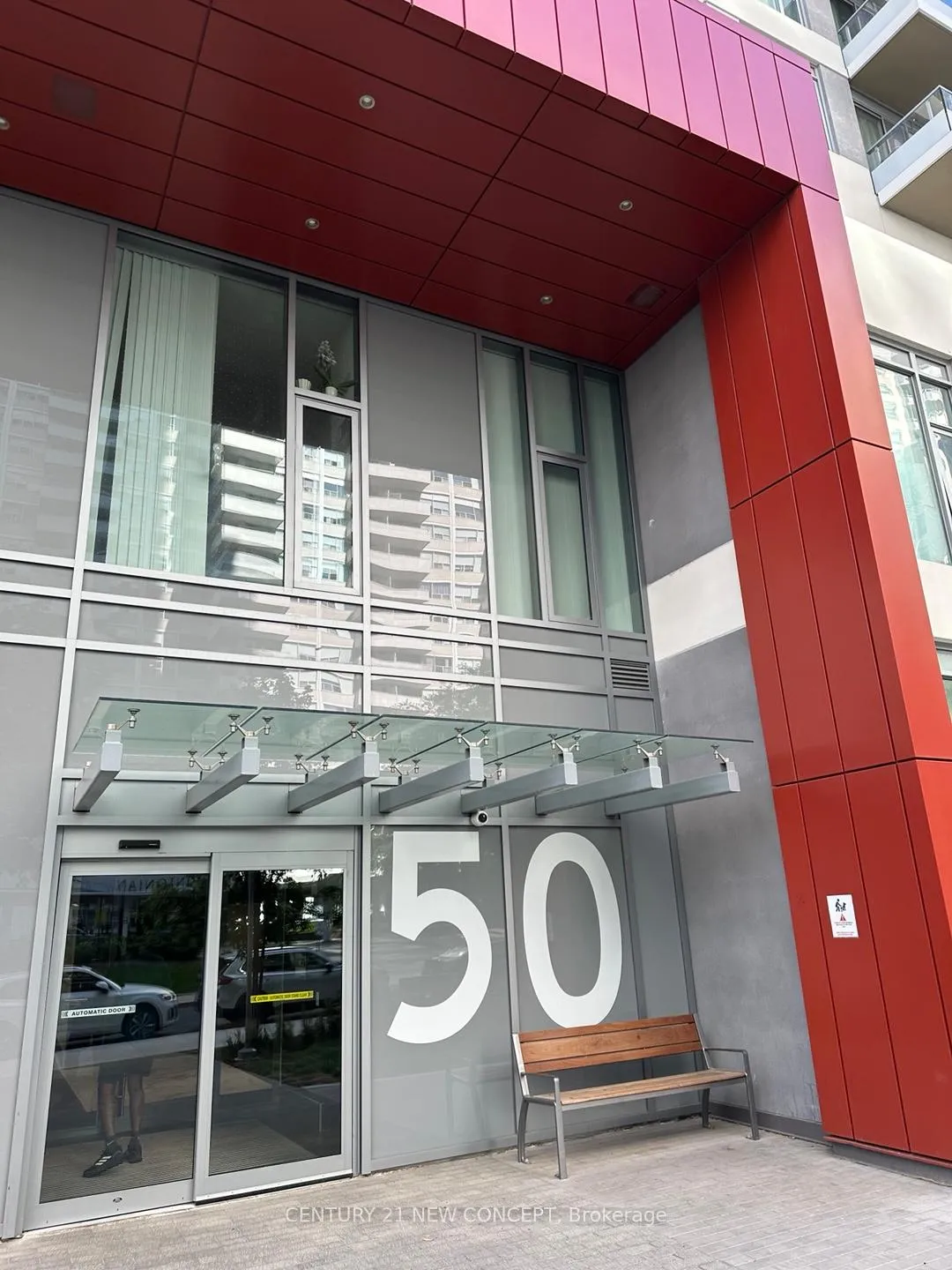 Photo 3 of Unit 1920, 50 Dunfield Avenue, Toronto, Mount Pleasant West — HOMEH