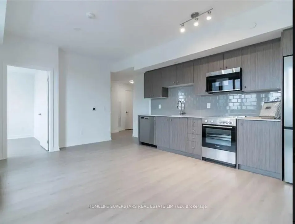 Photo 8 of Unit 510, 607 King Street, Kitchener, KW Hospital — HOMEH