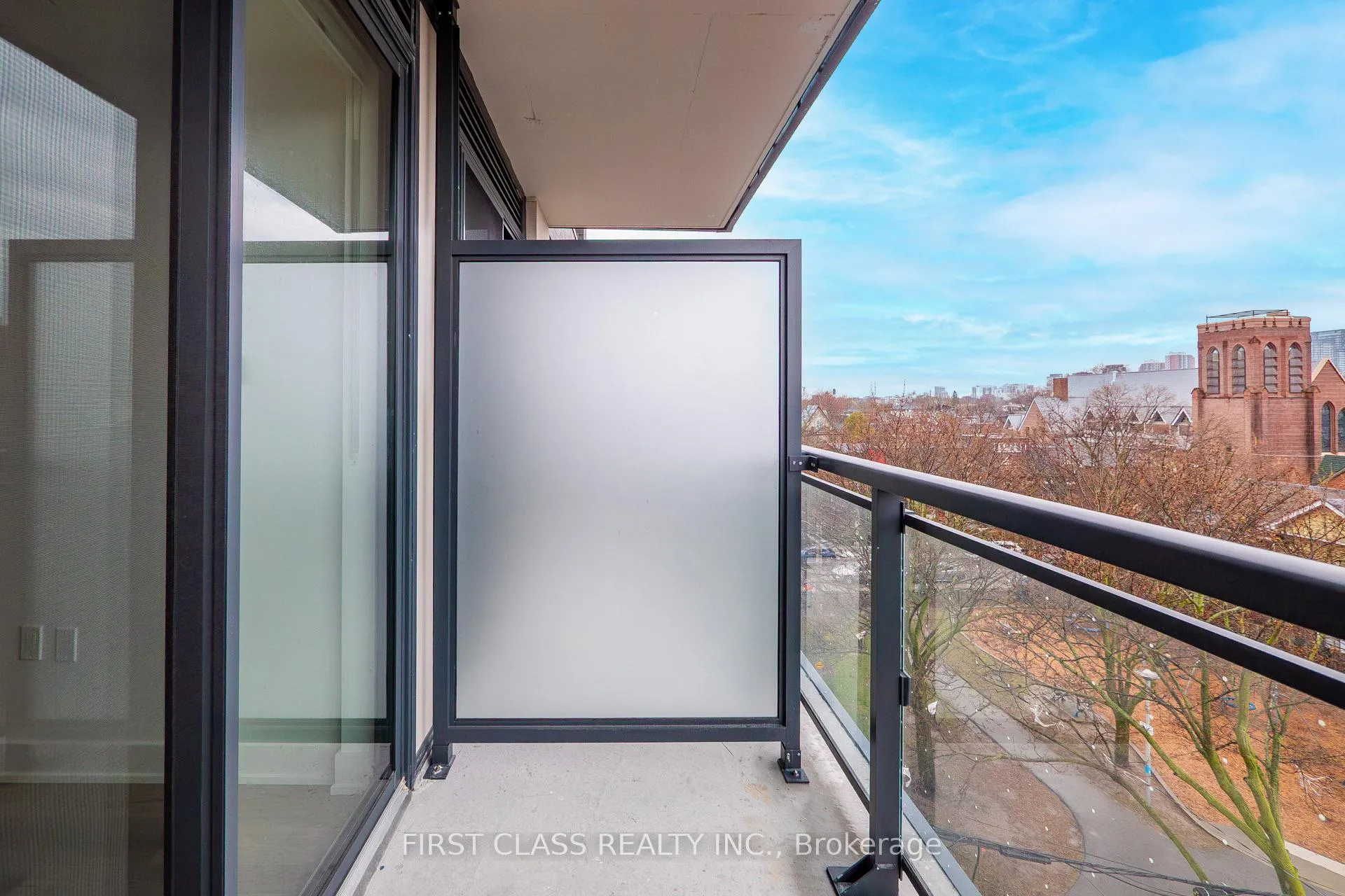 Photo 26 of Unit 612, 758 Dovercourt Road, Toronto, Dovercourt-Wallace Emerson-Junction — HOMEH