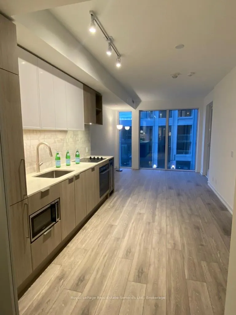 Photo 9 of Unit 540, 2020 Bathurst Street, Toronto, Humewood-Cedarvale — HOMEH