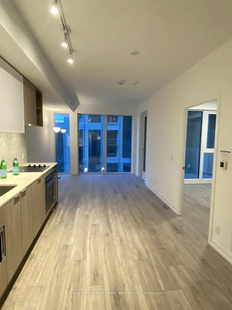 Photo 10 of Unit 540, 2020 Bathurst Street, Toronto, Humewood-Cedarvale — HOMEH
