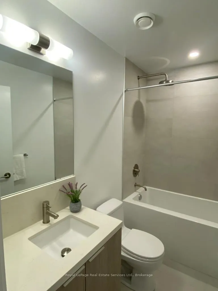 Photo 18 of Unit 540, 2020 Bathurst Street, Toronto, Humewood-Cedarvale — HOMEH