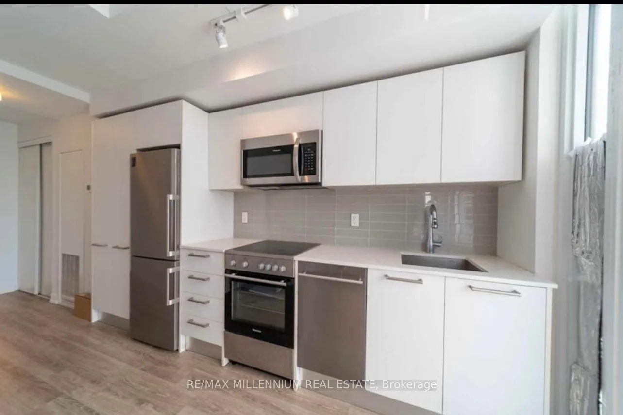 Photo 3 of Unit 3001, 28 Wellesley Street E, Toronto, Church-Yonge Corridor — HOMEH