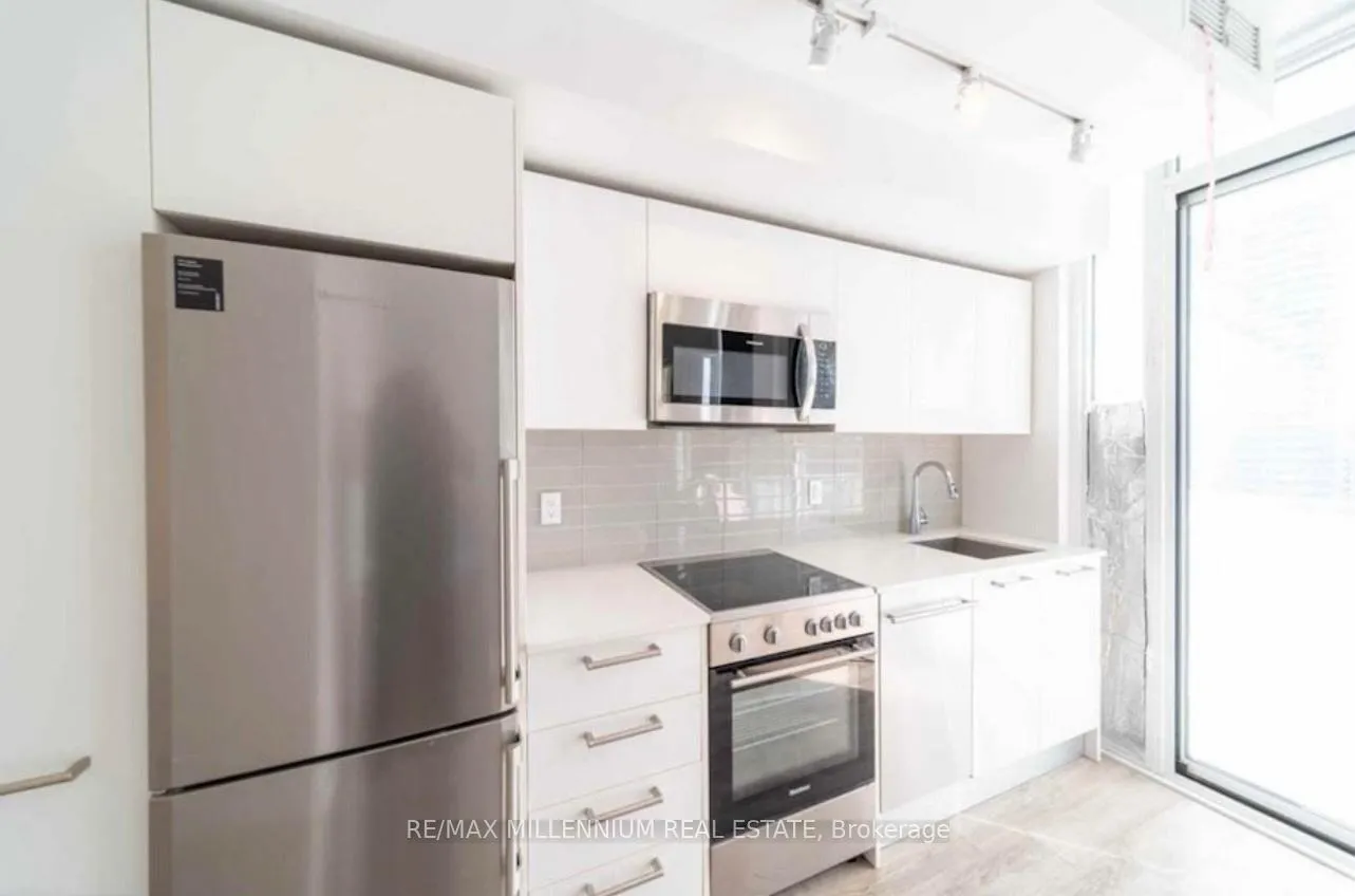 Photo 4 of Unit 3001, 28 Wellesley Street E, Toronto, Church-Yonge Corridor — HOMEH