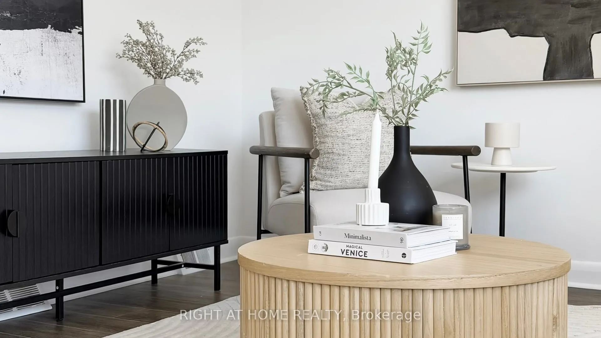 Photo 8 of 33 Sanderling Place, North York, Banbury-Don Mills — HOMEH