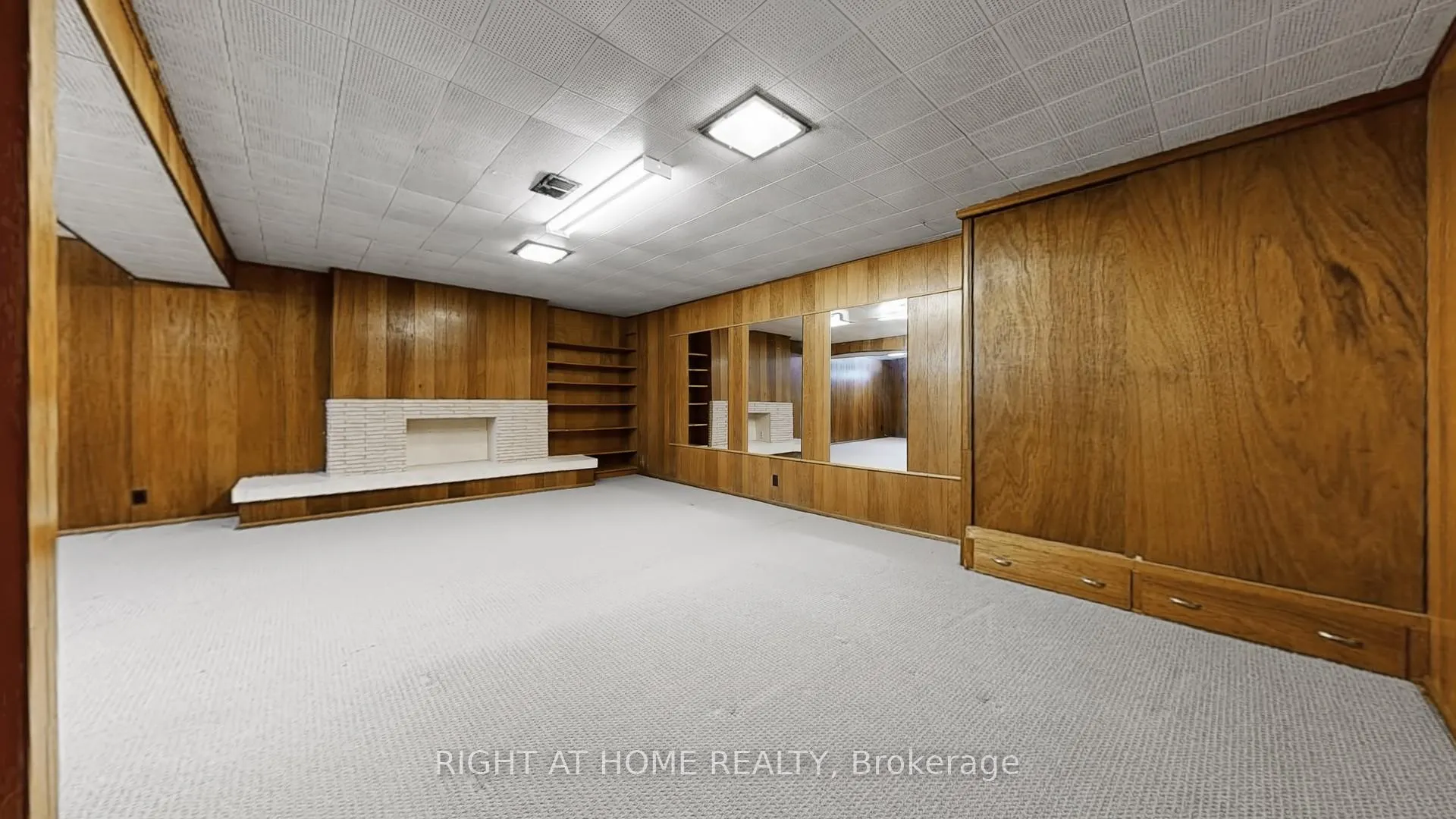 Photo 28 of 33 Sanderling Place, North York, Banbury-Don Mills — HOMEH