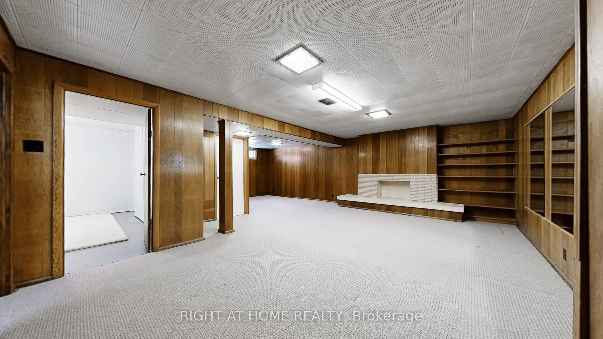 Photo 29 of 33 Sanderling Place, North York, Banbury-Don Mills — HOMEH