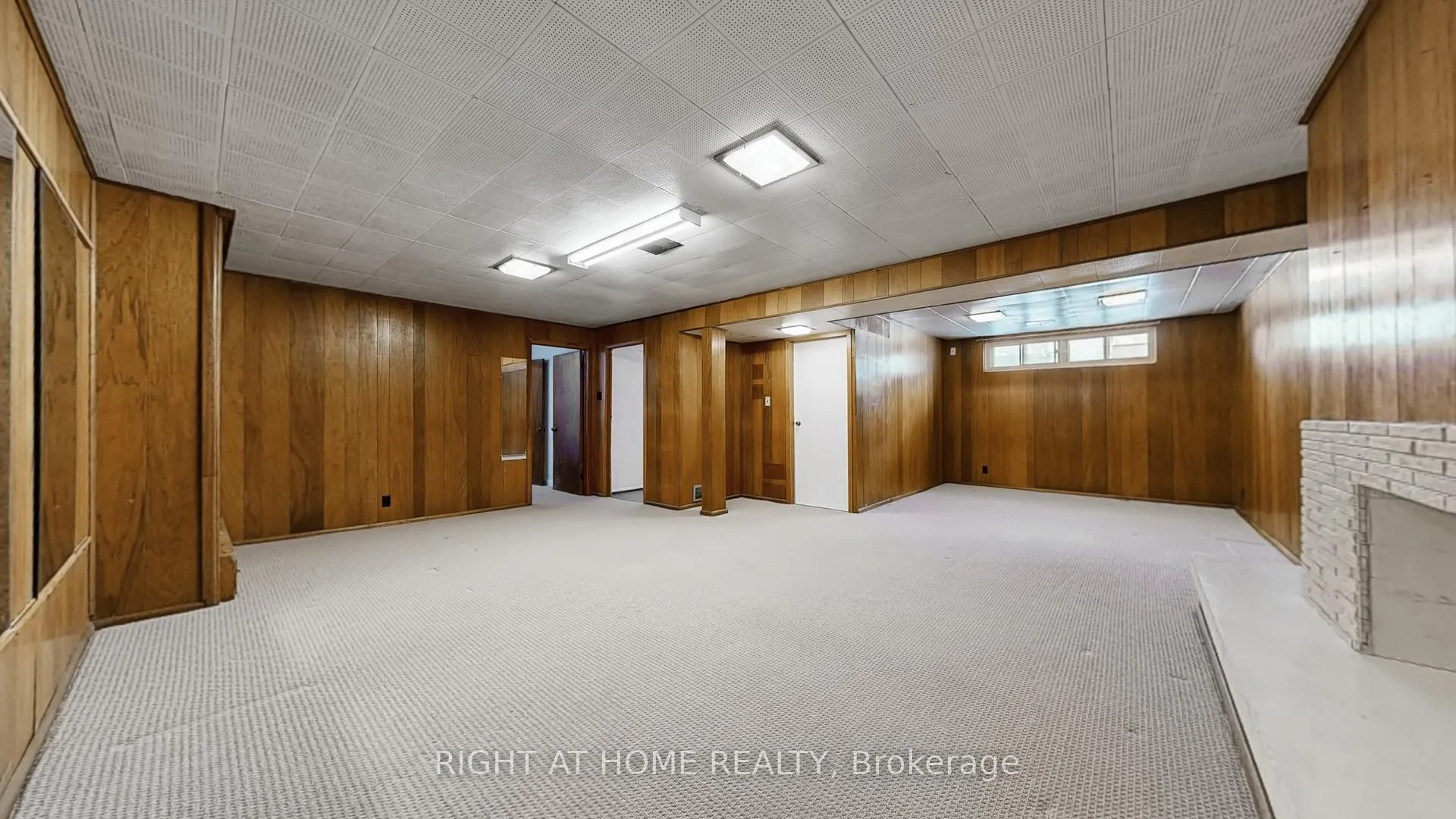 Photo 31 of 33 Sanderling Place, North York, Banbury-Don Mills — HOMEH