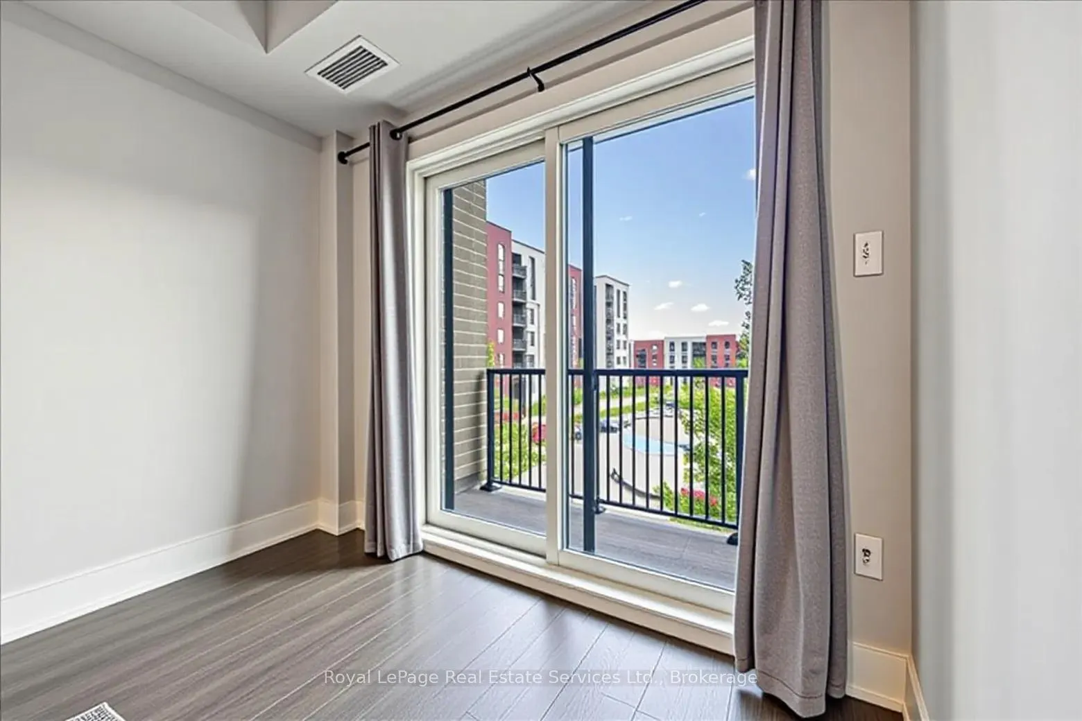 Photo 9 of Unit 209, 6 Spice Way, Barrie, Rural Barrie Southeast — HOMEH