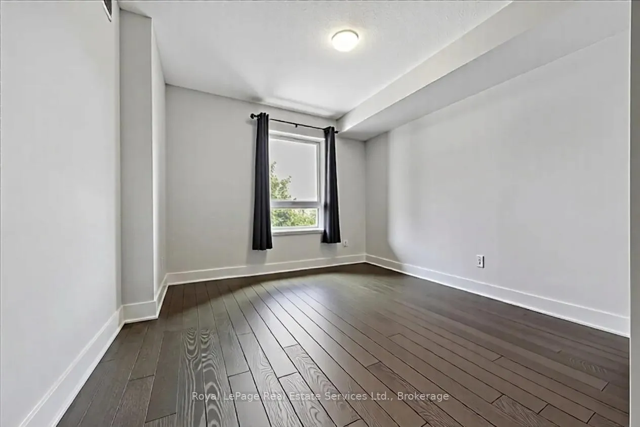 Photo 10 of Unit 209, 6 Spice Way, Barrie, Rural Barrie Southeast — HOMEH