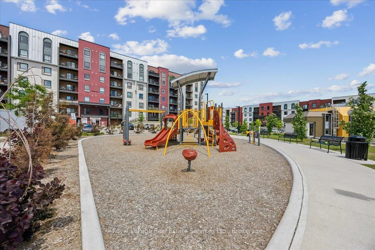 Photo 21 of Unit 209, 6 Spice Way, Barrie, Rural Barrie Southeast — HOMEH