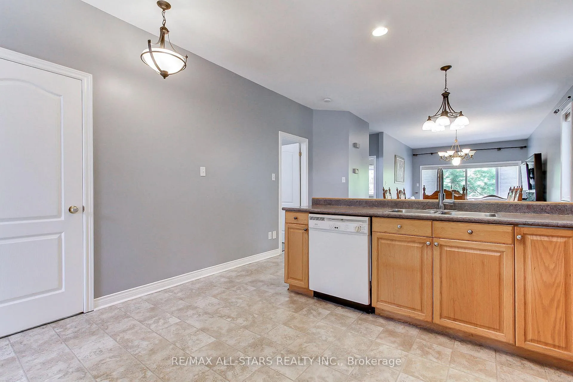 Photo 12 of 7 John Harvey Street, Uxbridge — HOMEH