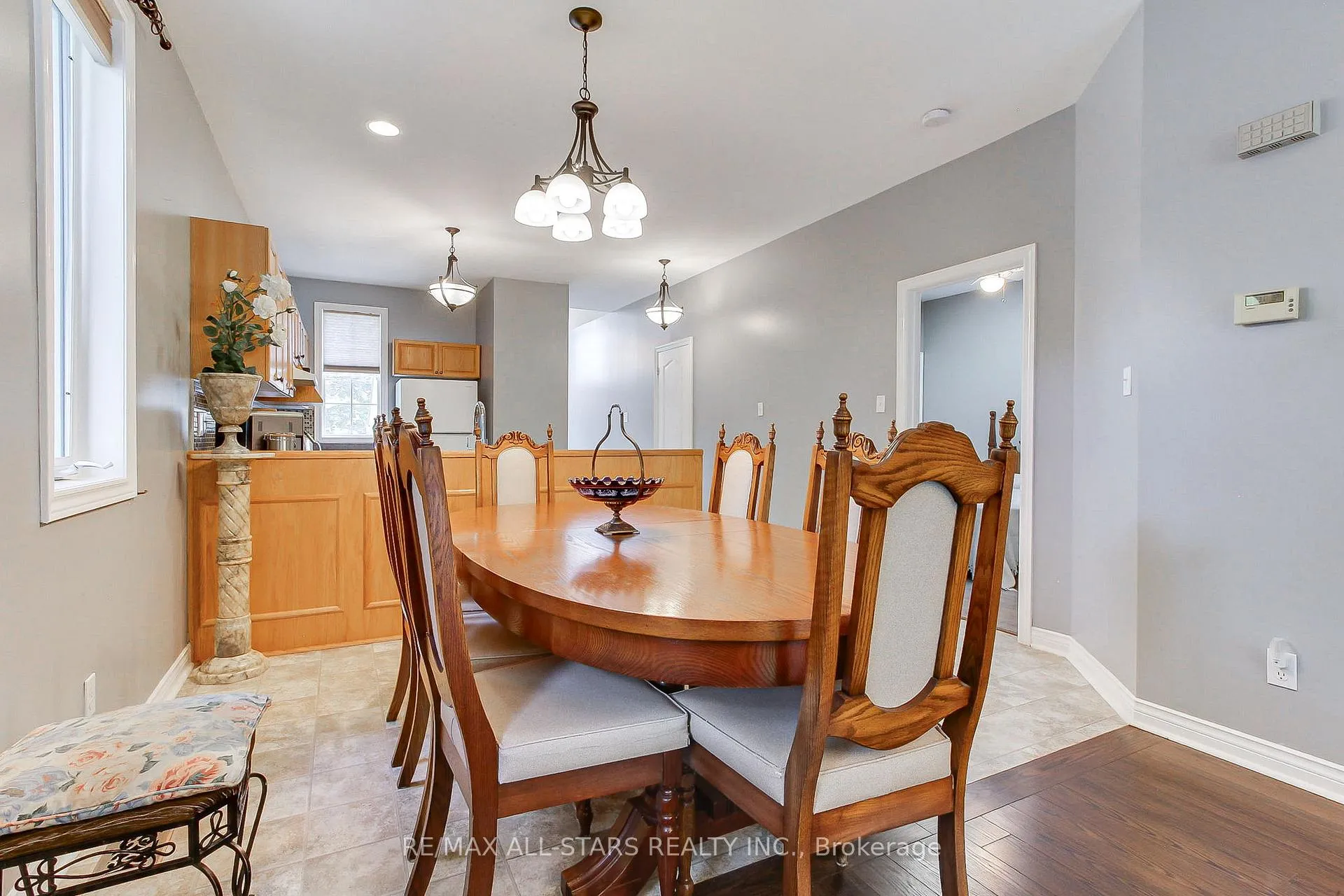 Photo 14 of 7 John Harvey Street, Uxbridge — HOMEH