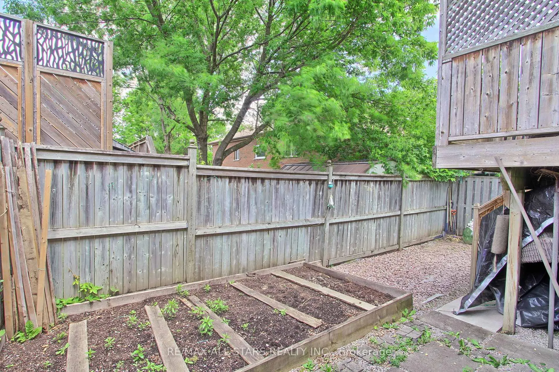 Photo 36 of 7 John Harvey Street, Uxbridge — HOMEH