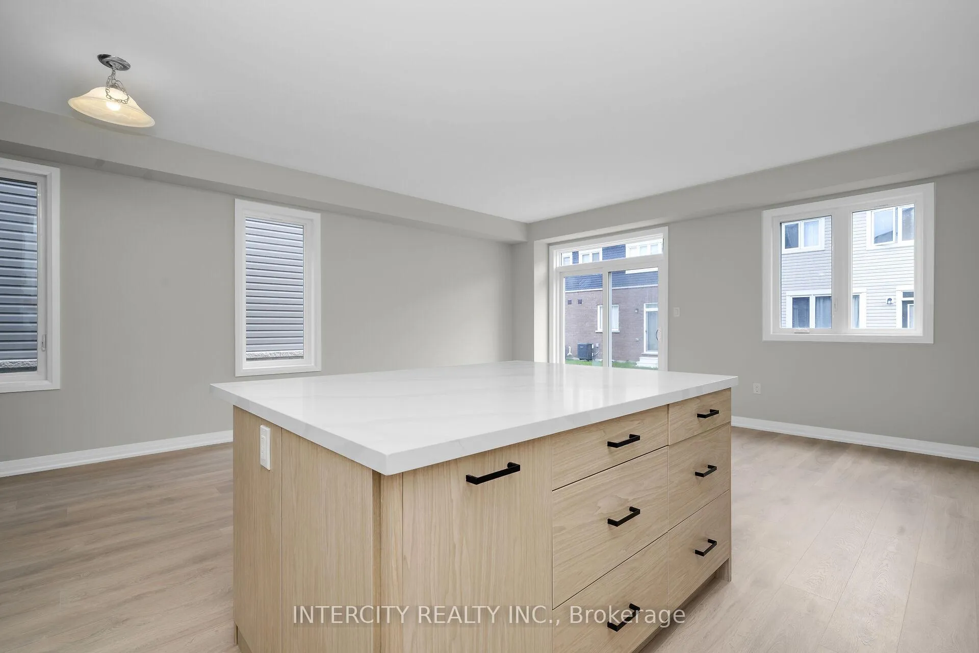 Photo 10 of 72 Brown Street, Erin — HOMEH