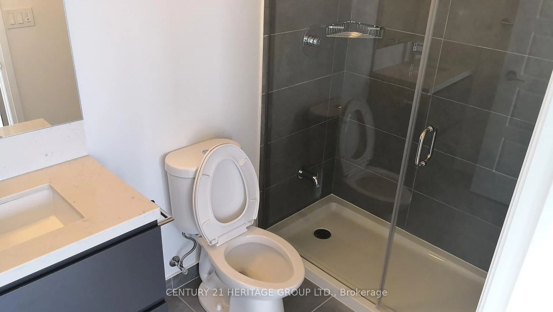 Photo 7 of Unit 2208, 15 Water Walk Drive, Markham, Unionville — HOMEH