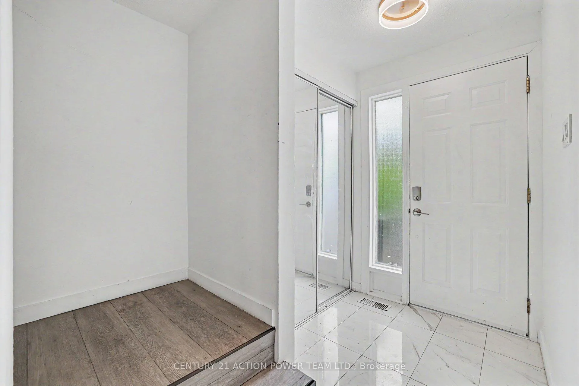 Photo 4 of Unit 76, 48 Sumac Street, Ottawa, Beacon Hill South — HOMEH