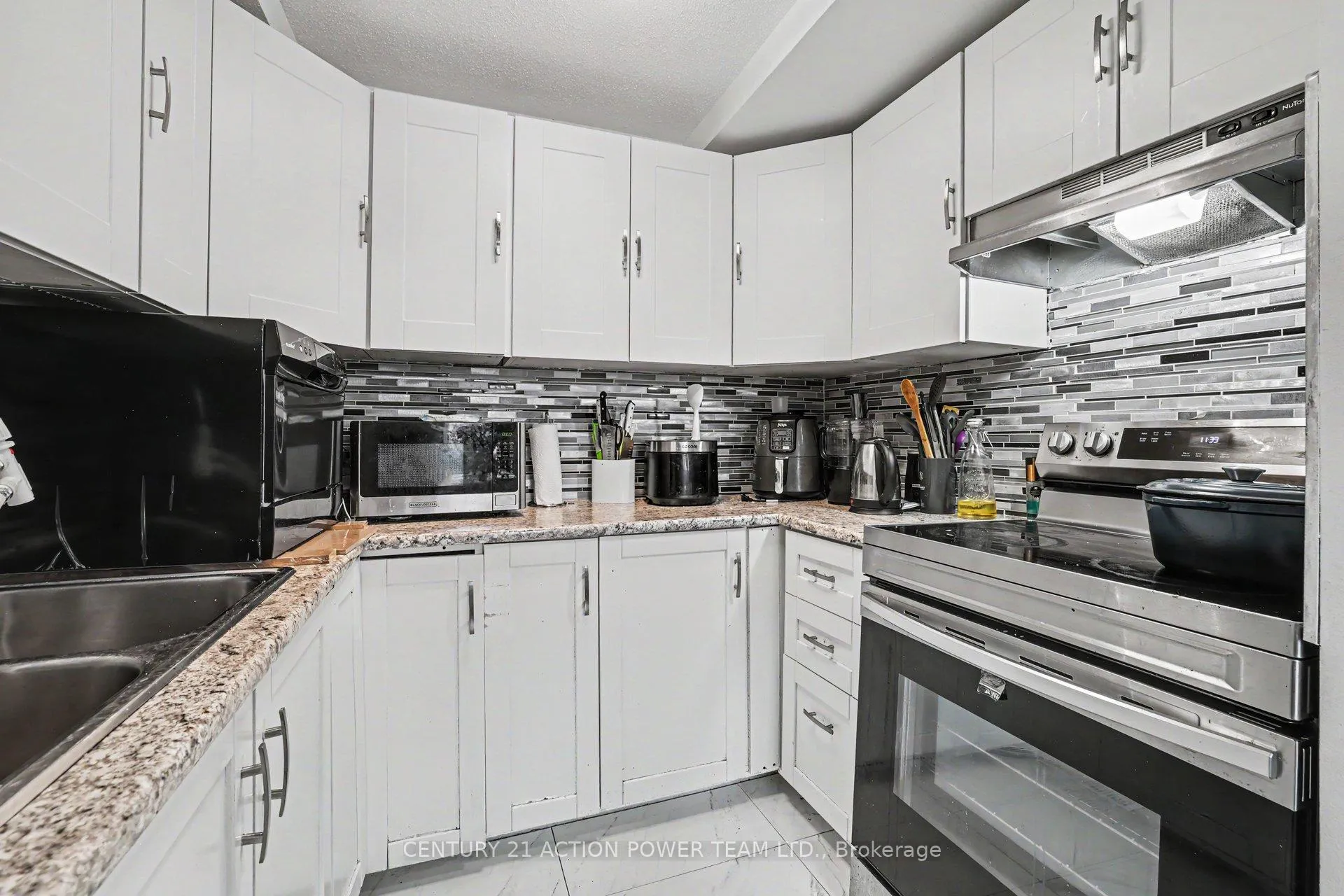 Photo 11 of Unit 76, 48 Sumac Street, Ottawa, Beacon Hill South — HOMEH