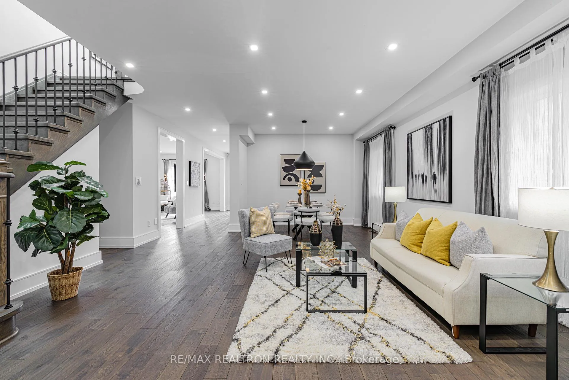 Photo 7 of 143 Shelbourne Drive, Vaughan, Vellore Village — HOMEH