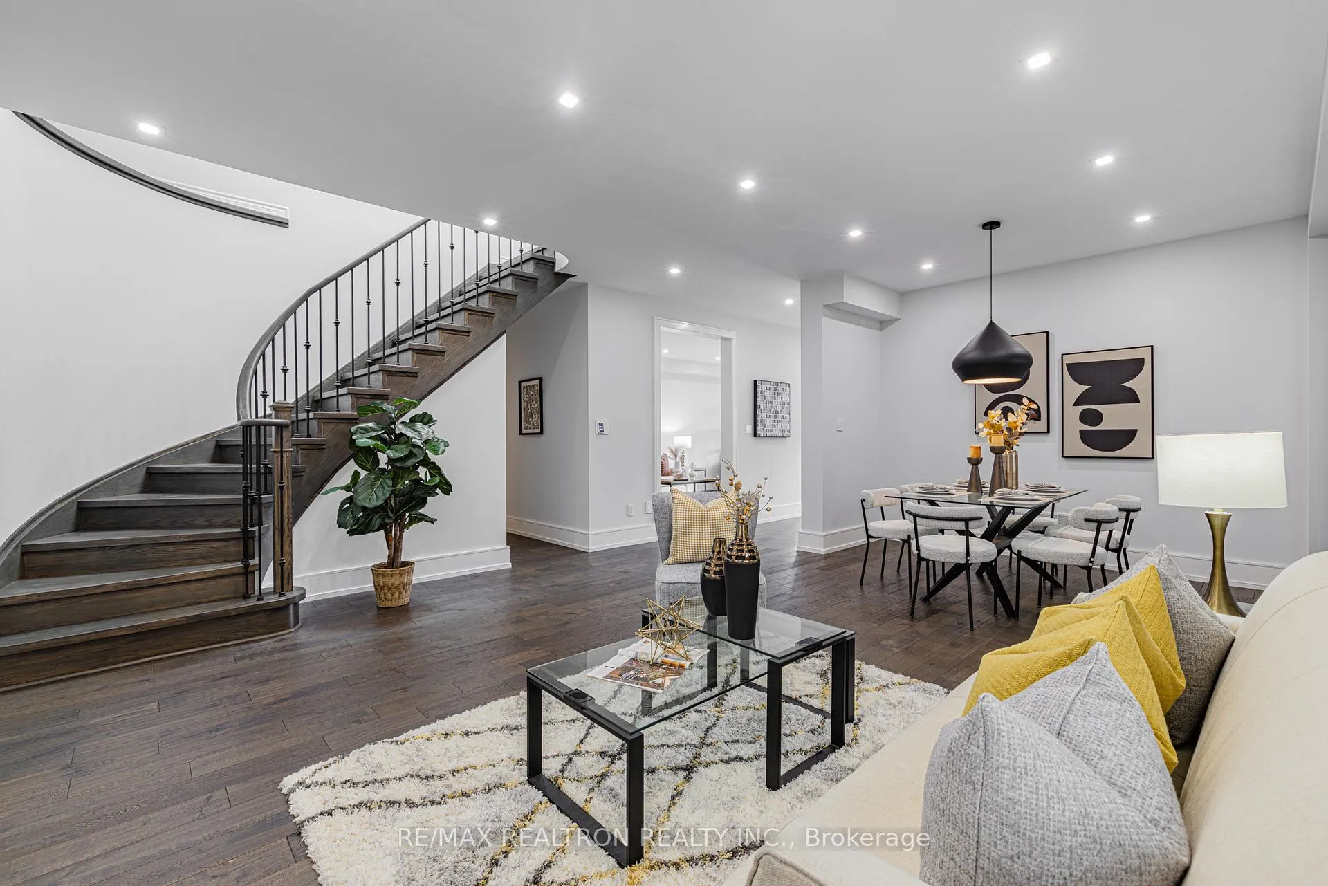Photo 9 of 143 Shelbourne Drive, Vaughan, Vellore Village — HOMEH