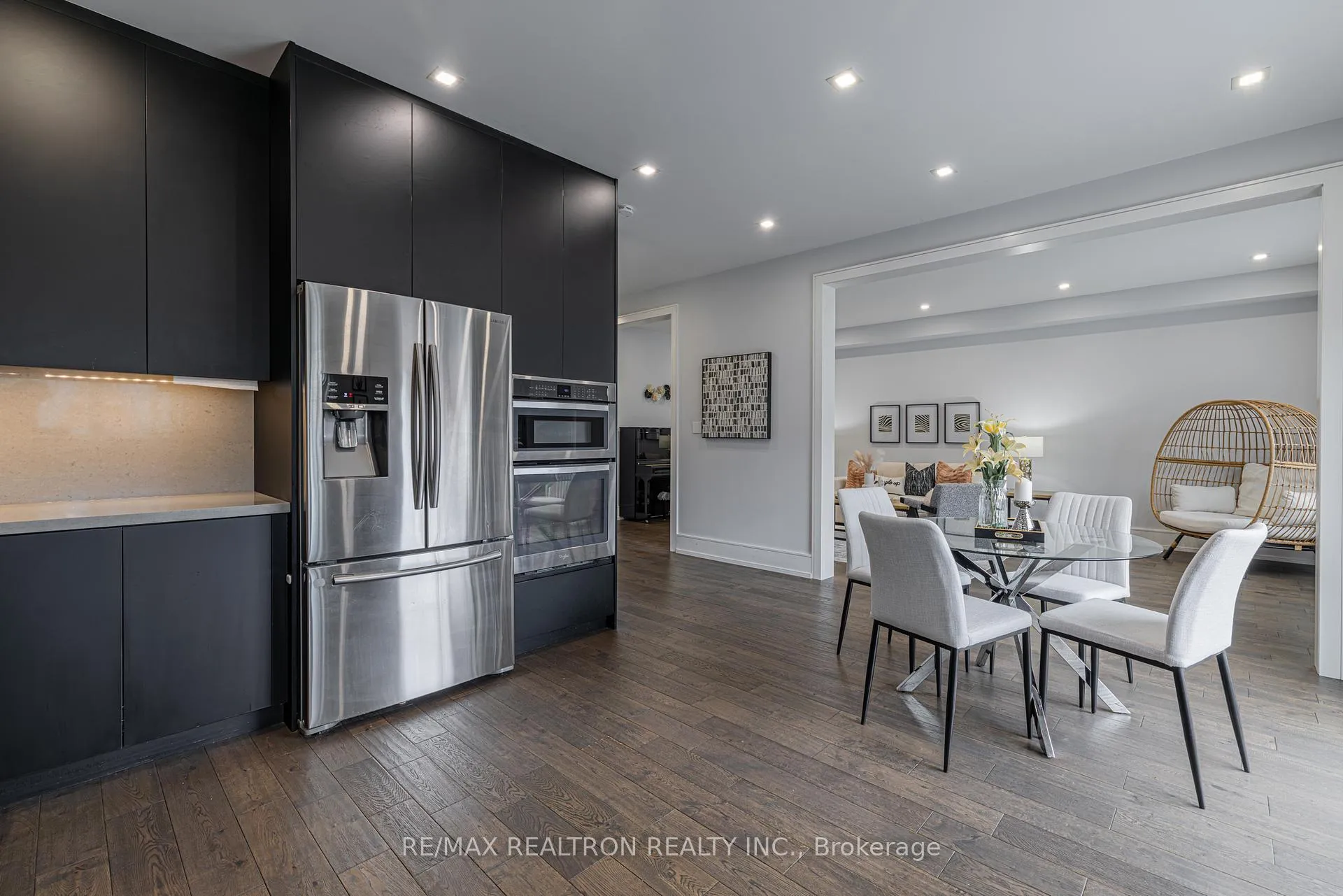 Photo 18 of 143 Shelbourne Drive, Vaughan, Vellore Village — HOMEH