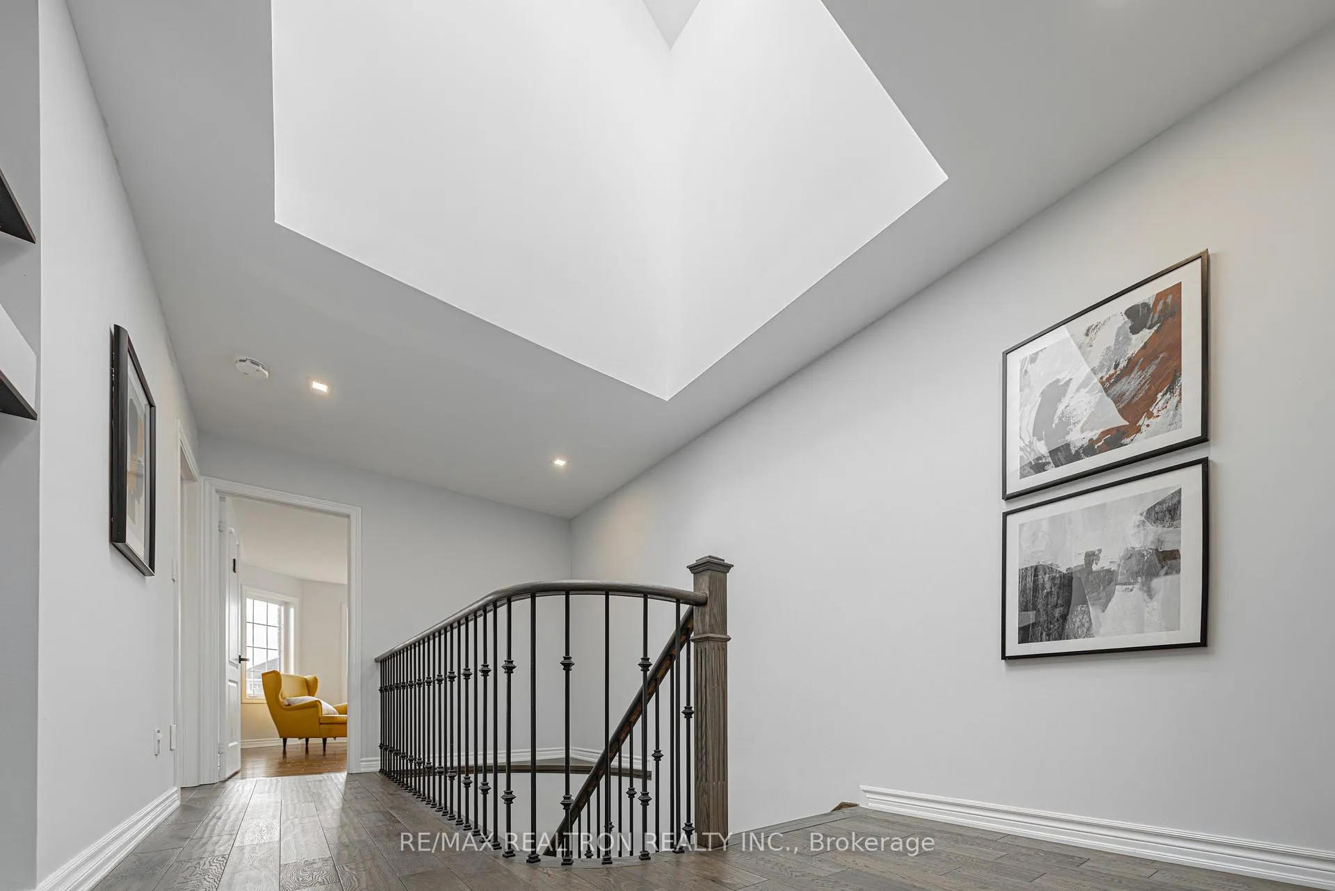 Photo 31 of 143 Shelbourne Drive, Vaughan, Vellore Village — HOMEH