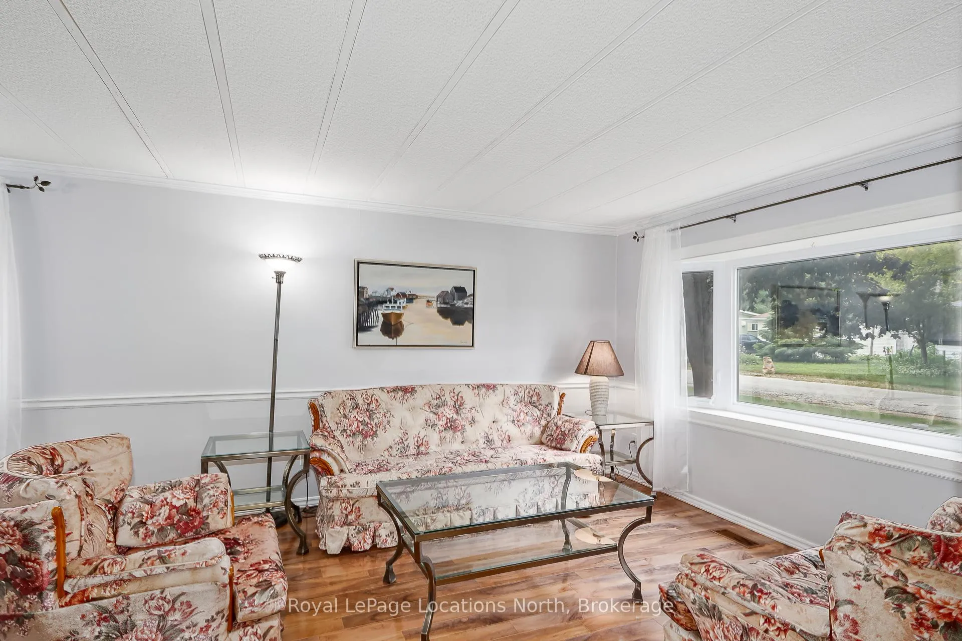 Photo 13 of 5 Golf Avenue E, Wasaga Beach — HOMEH