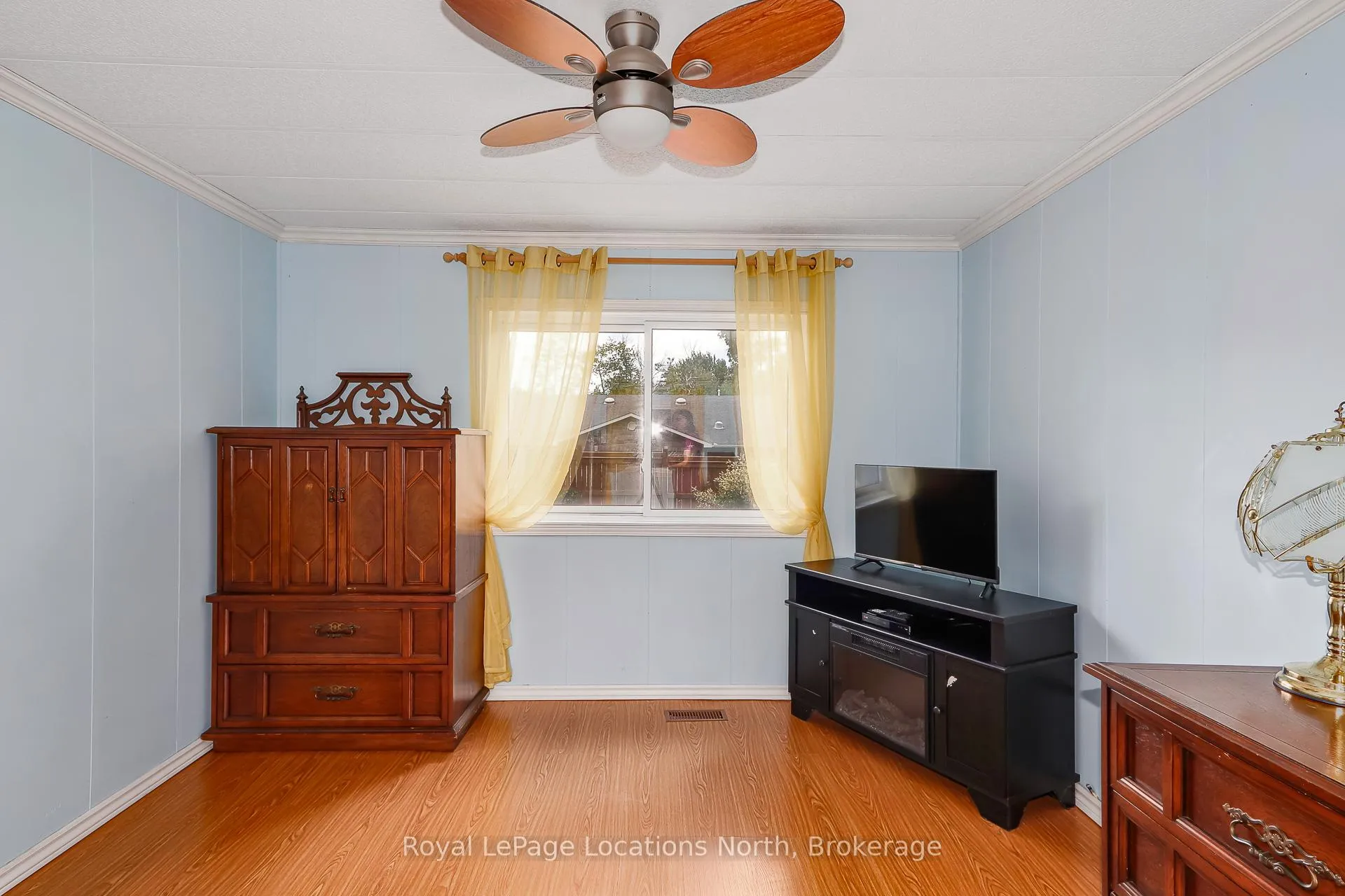 Photo 16 of 5 Golf Avenue E, Wasaga Beach — HOMEH
