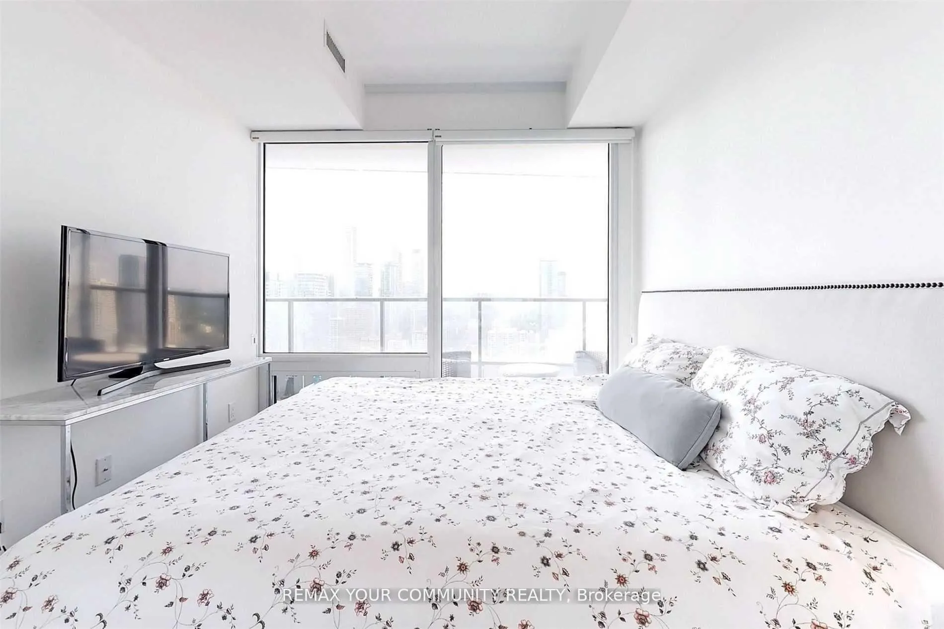 Photo 13 of Unit 3907, 85 Wood Street, Toronto, Church-Yonge Corridor — HOMEH