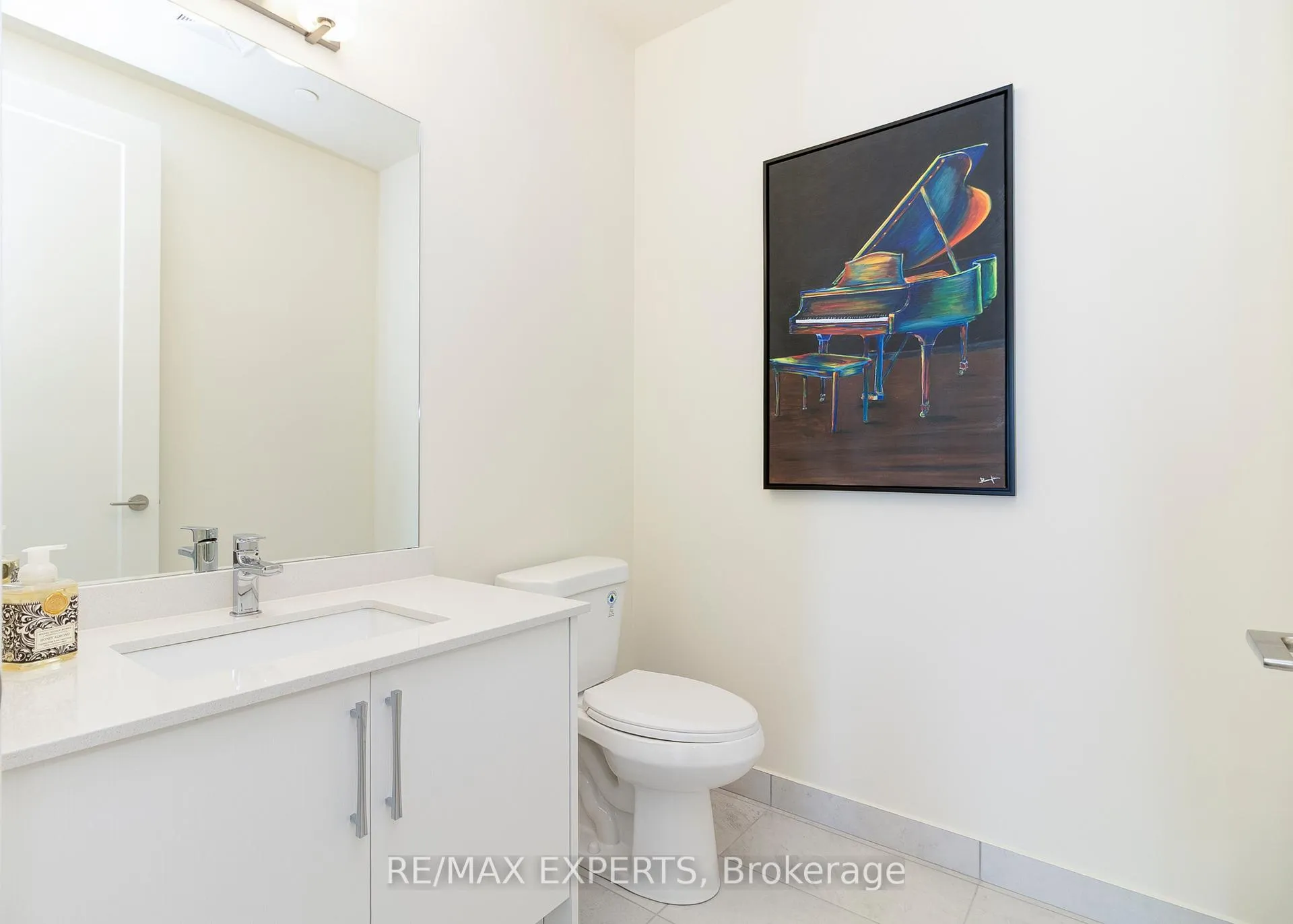 Photo 4 of Unit PH111, 8960 Jane Street, Vaughan, Vellore Village — HOMEH