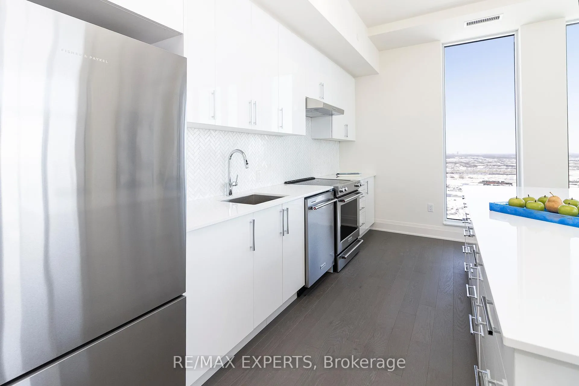 Photo 15 of Unit PH111, 8960 Jane Street, Vaughan, Vellore Village — HOMEH