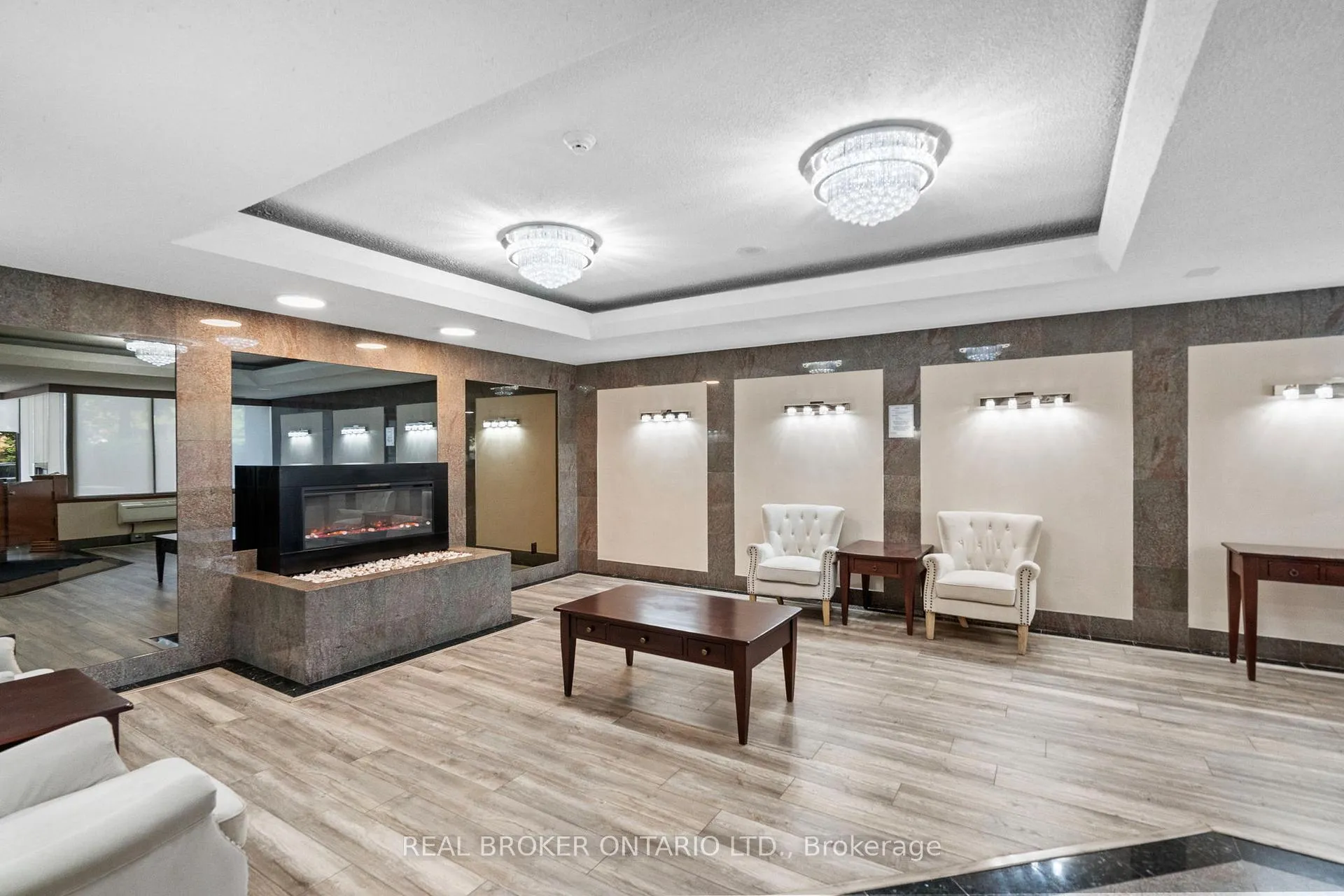 Photo 4 of Unit 1603, 30 Malta Avenue, Brampton, Fletcher's Creek South — HOMEH