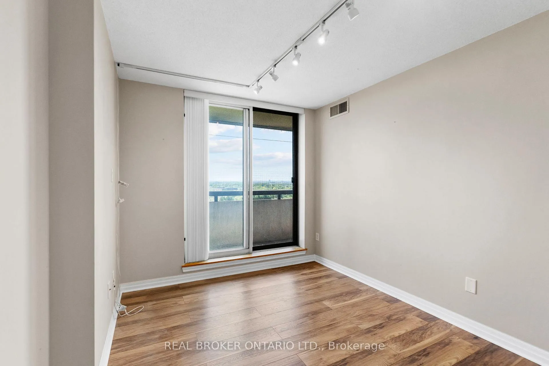 Photo 25 of Unit 1603, 30 Malta Avenue, Brampton, Fletcher's Creek South — HOMEH