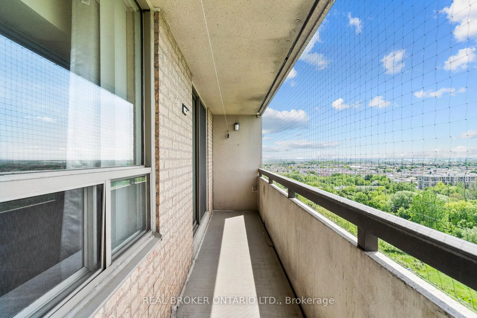 Photo 39 of Unit 1603, 30 Malta Avenue, Brampton, Fletcher's Creek South — HOMEH