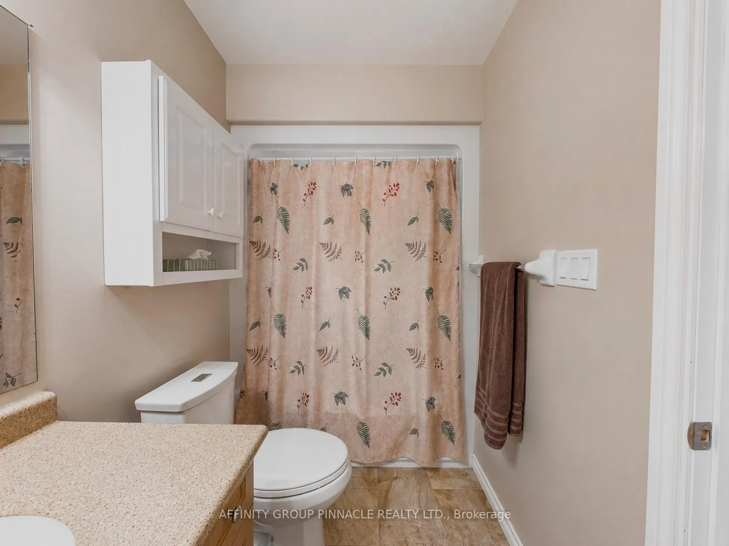 Photo 12 of 28 Liam Street, Kawartha Lakes, Lindsay — HOMEH