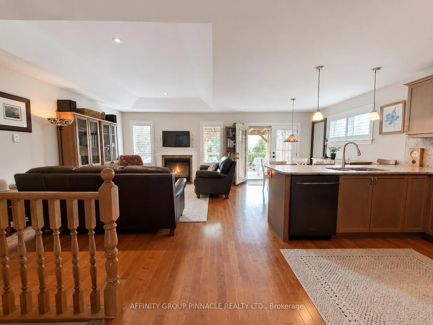 Photo 15 of 28 Liam Street, Kawartha Lakes, Lindsay — HOMEH