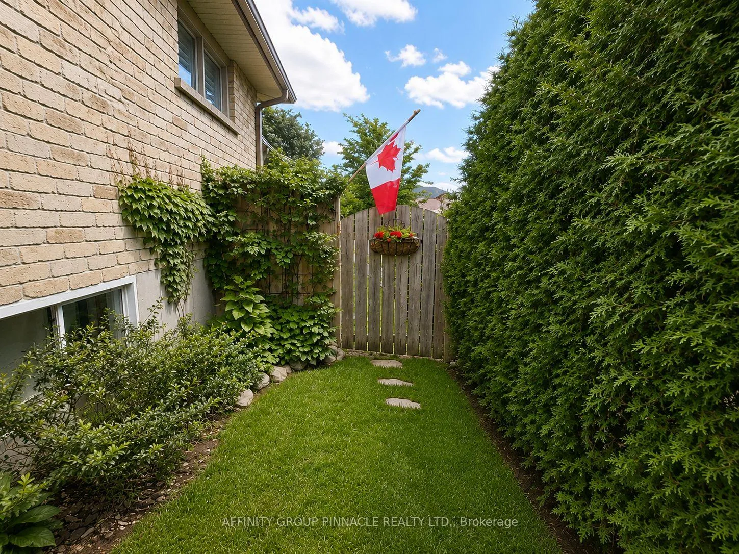 Photo 47 of 28 Liam Street, Kawartha Lakes, Lindsay — HOMEH