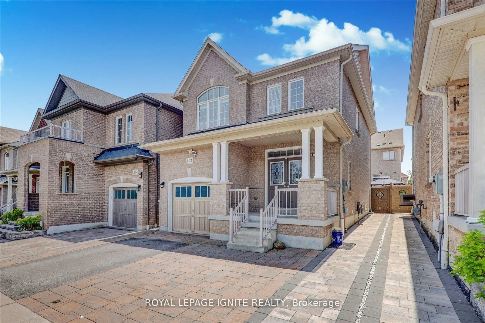 Photo 3 of 102 Garrardview Street, Ajax, Northeast Ajax — HOMEH