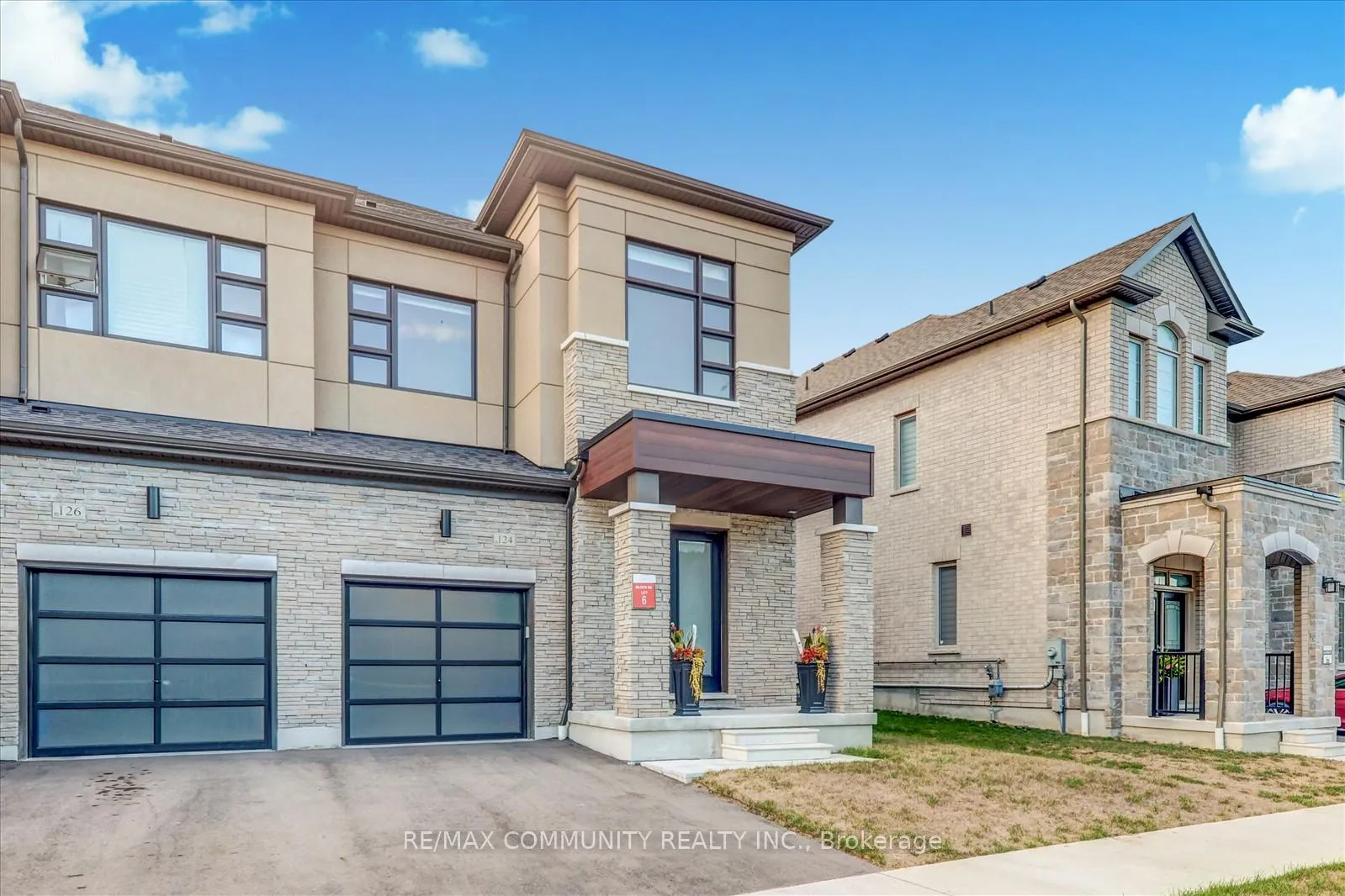Photo 3 of 124 Ogston Crescent, Whitby, Rural Whitby — HOMEH