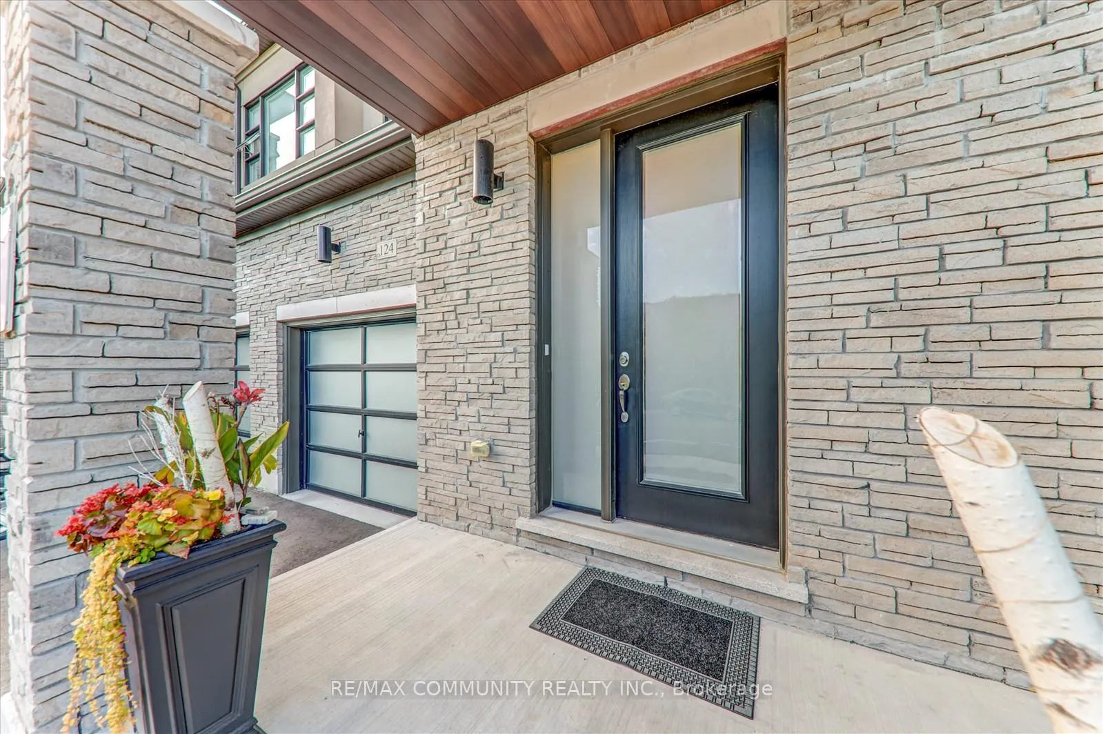 Photo 14 of 124 Ogston Crescent, Whitby, Rural Whitby — HOMEH