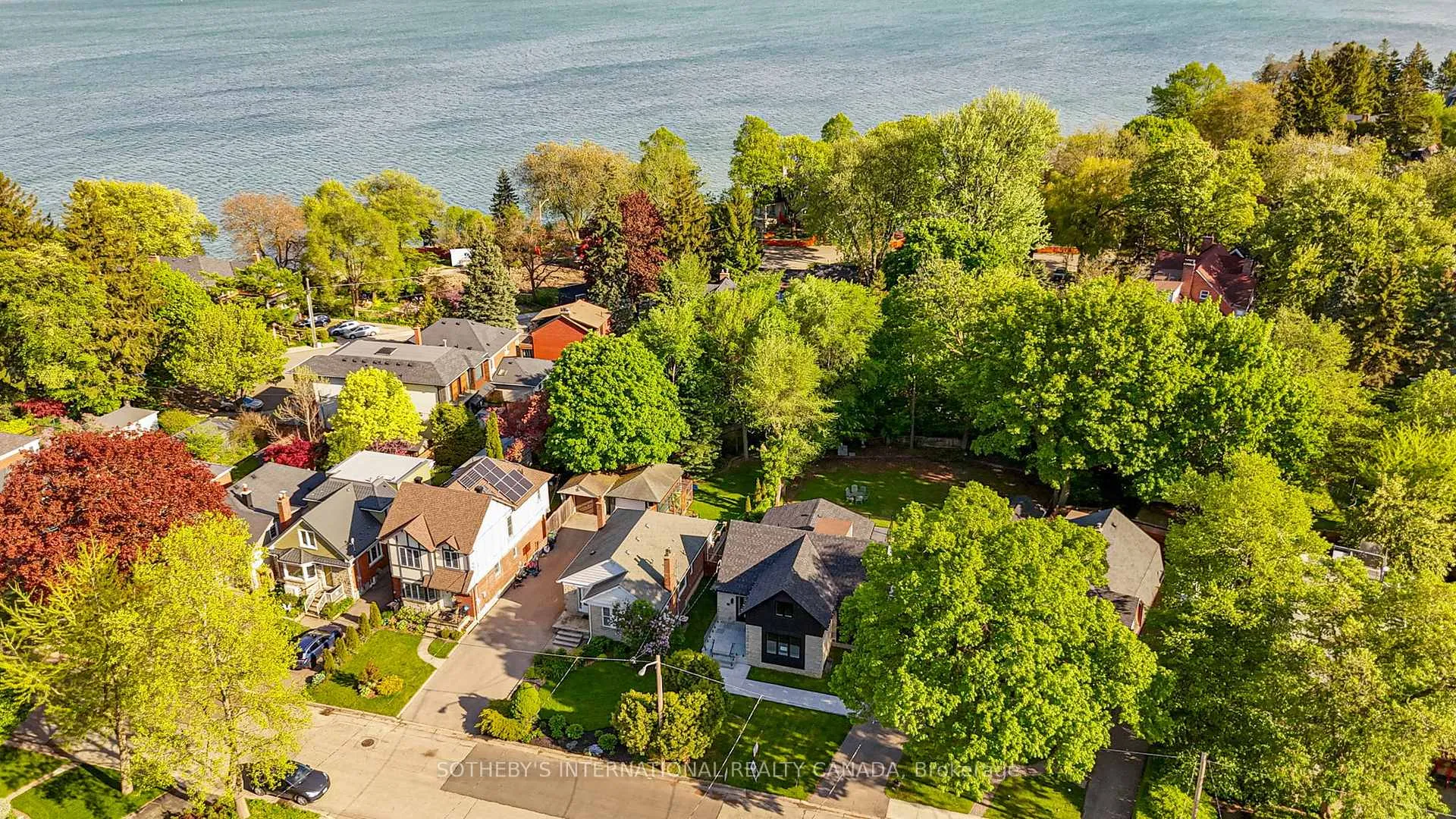 Photo 1 of 33 Miles Road, Etobicoke, Mimico — HOMEH