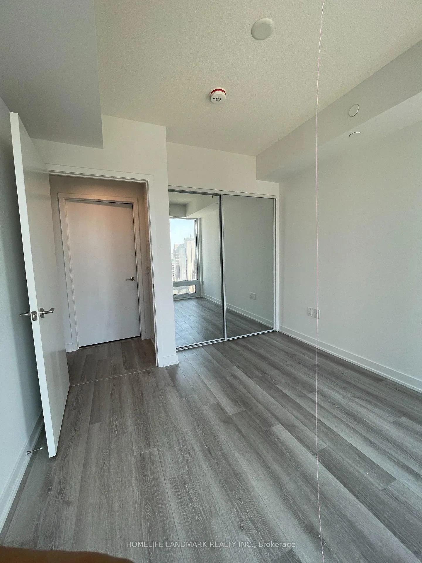 Photo 10 of Unit 1701, 238 Simcoe Street, Toronto, University — HOMEH