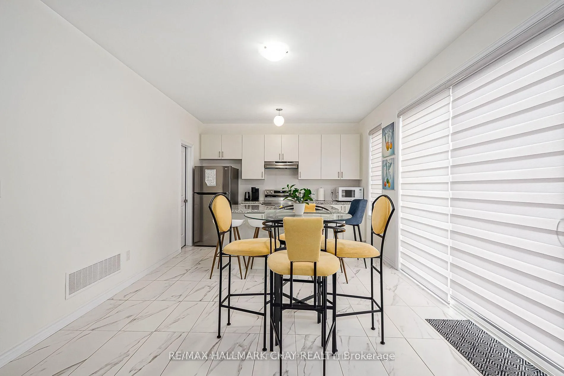 Photo 10 of 74 Nicort Road, Wasaga Beach — HOMEH