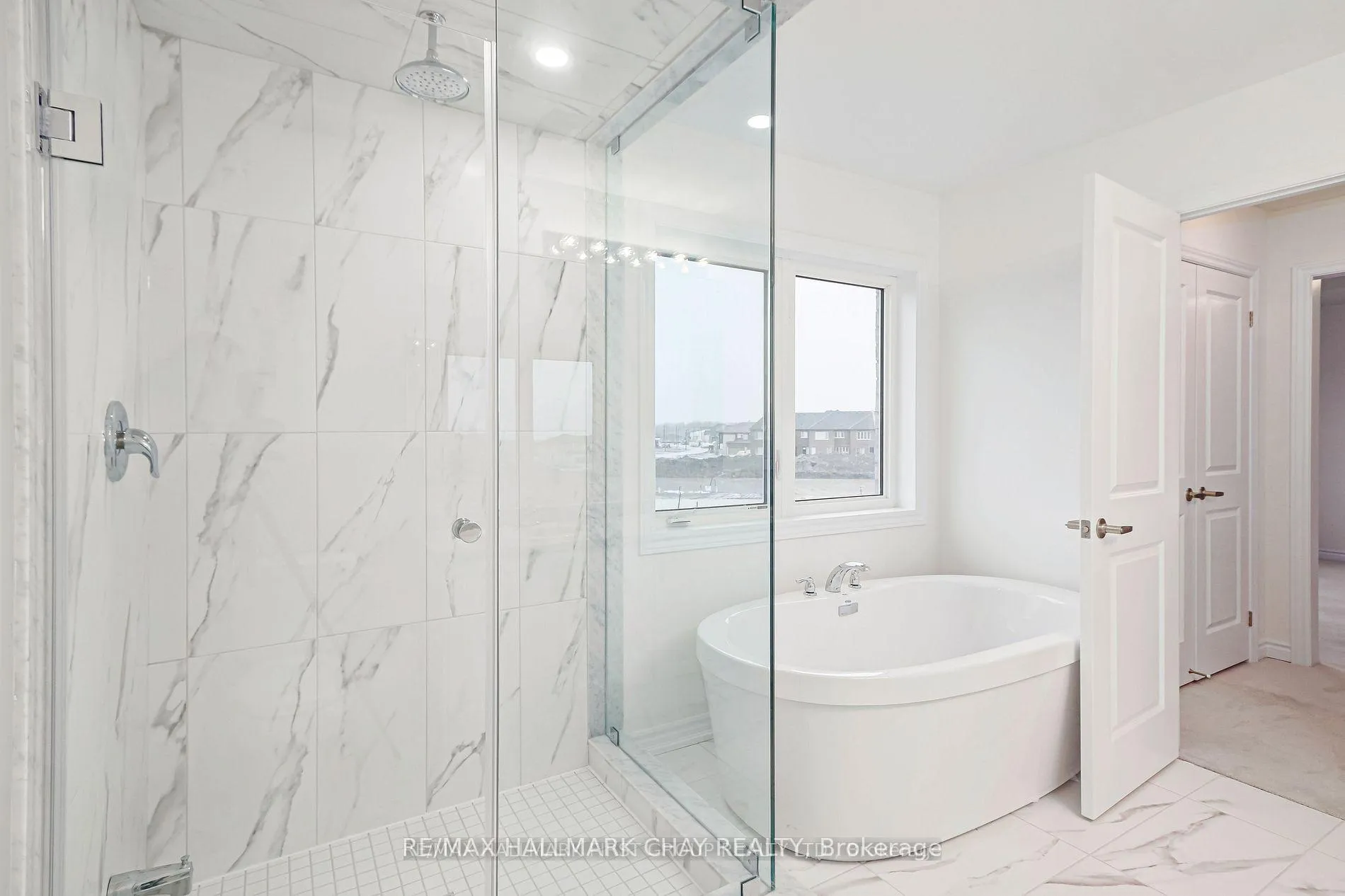 Photo 17 of 74 Nicort Road, Wasaga Beach — HOMEH