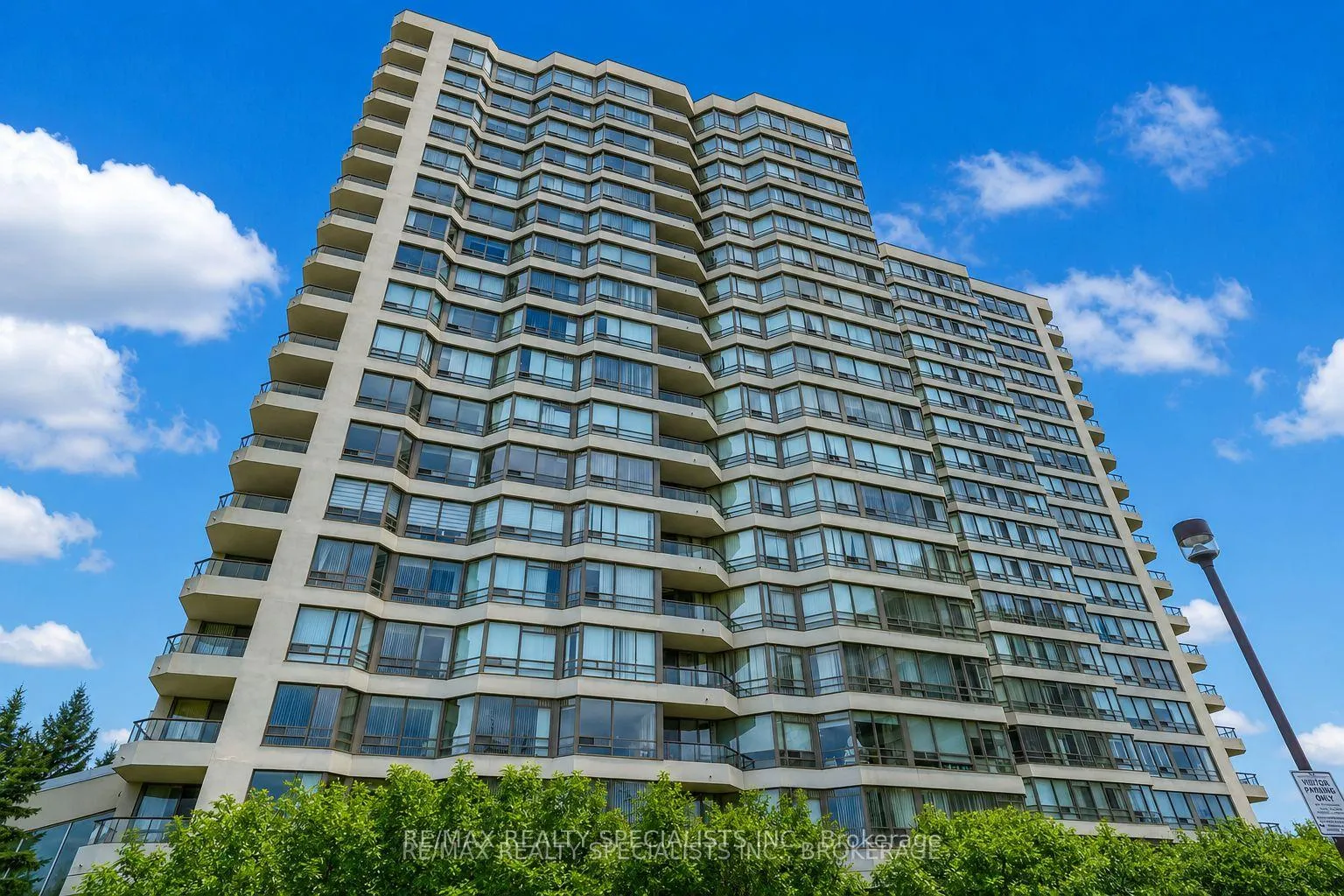Photo 9 of Unit 706, 75 King Street E, Mississauga, Cooksville — HOMEH