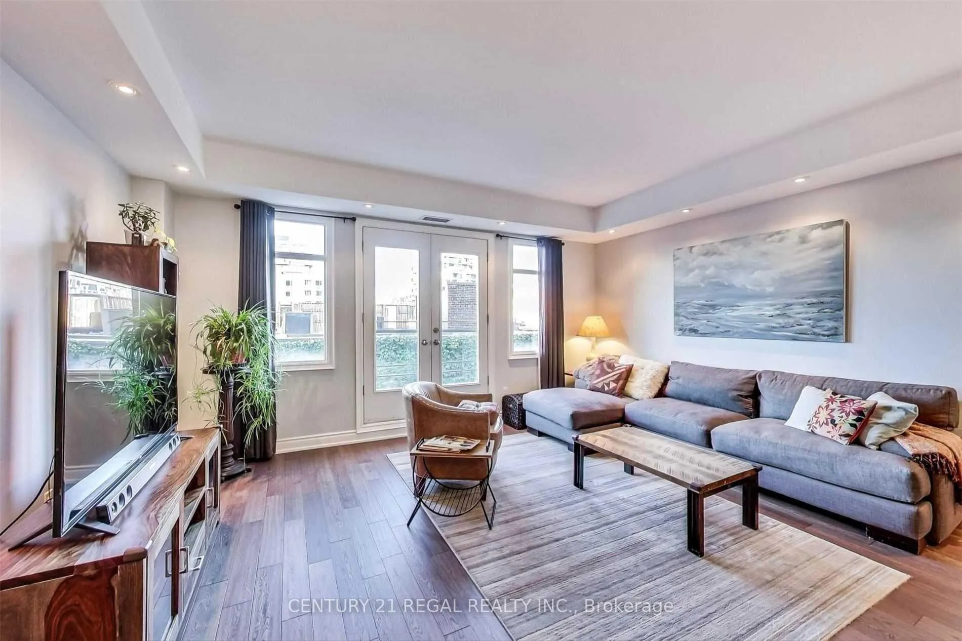Photo 3 of Unit Ph24, 500 Richmond Street W, Toronto, Waterfront Communities — HOMEH