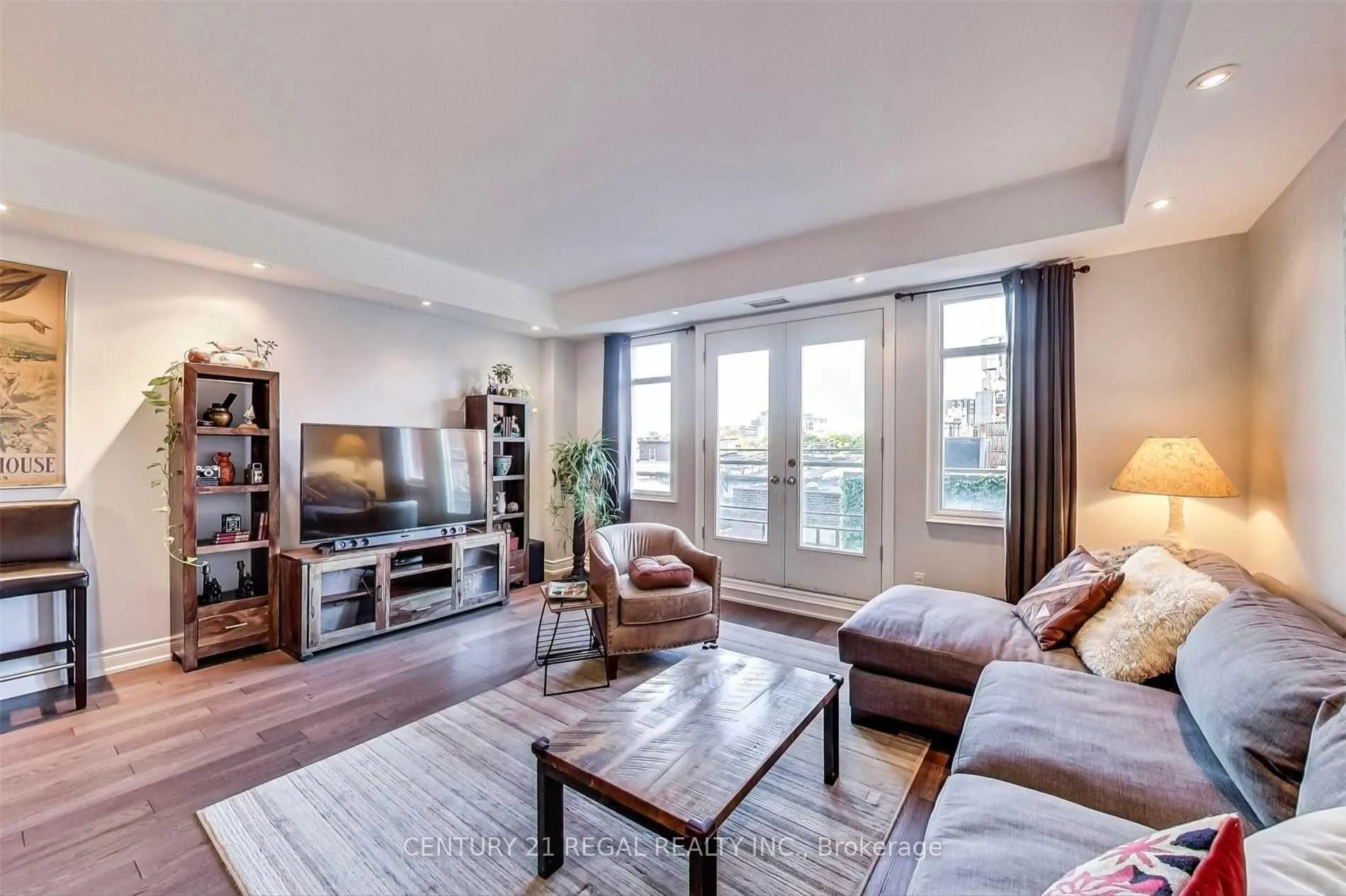 Photo 4 of Unit Ph24, 500 Richmond Street W, Toronto, Waterfront Communities — HOMEH