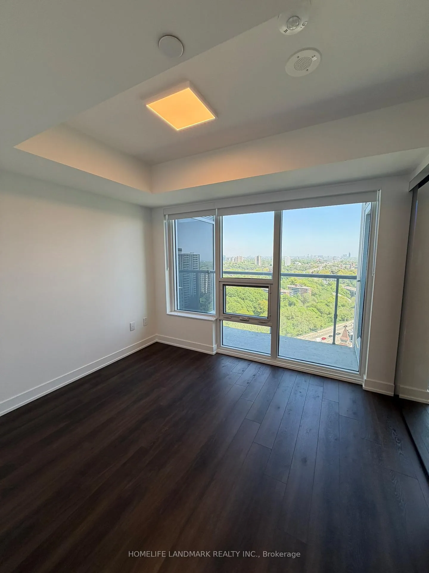 Photo 8 of Unit 2208, 609 Sherbourne Street, Toronto, North St. James Town — HOMEH
